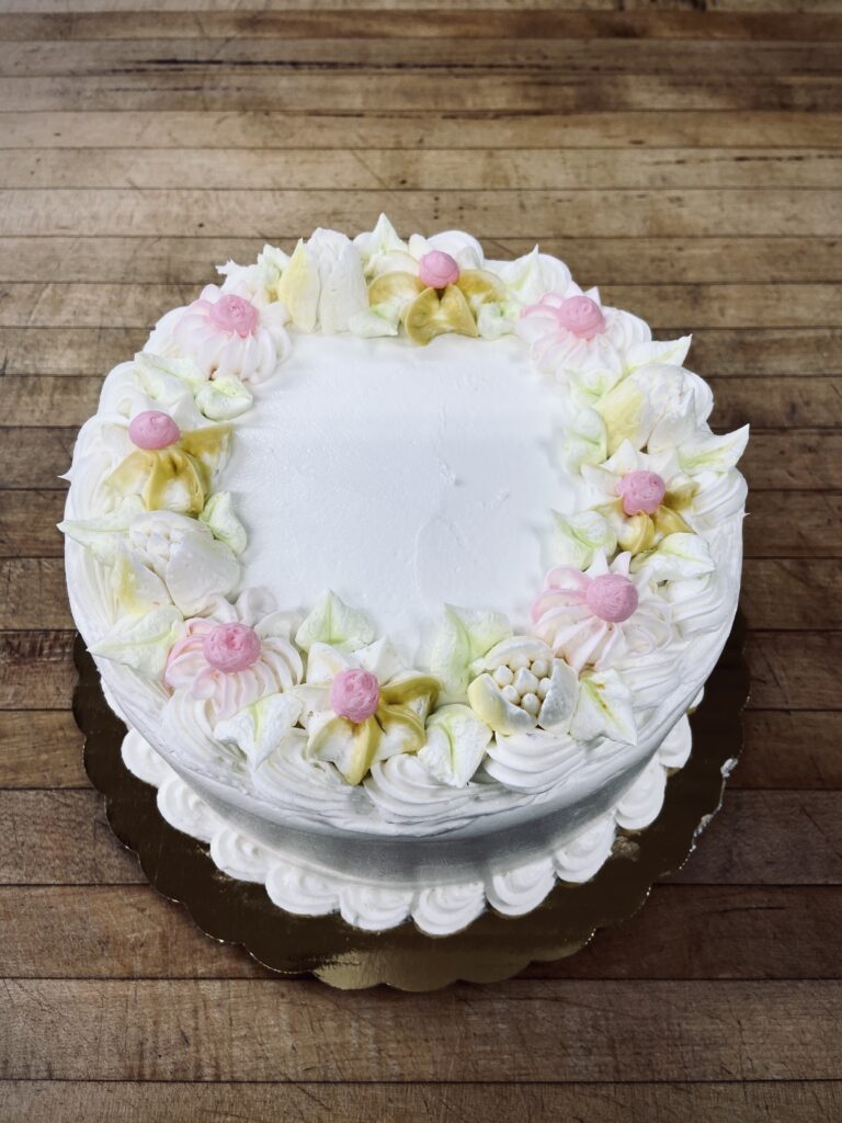 Cake with flowers design